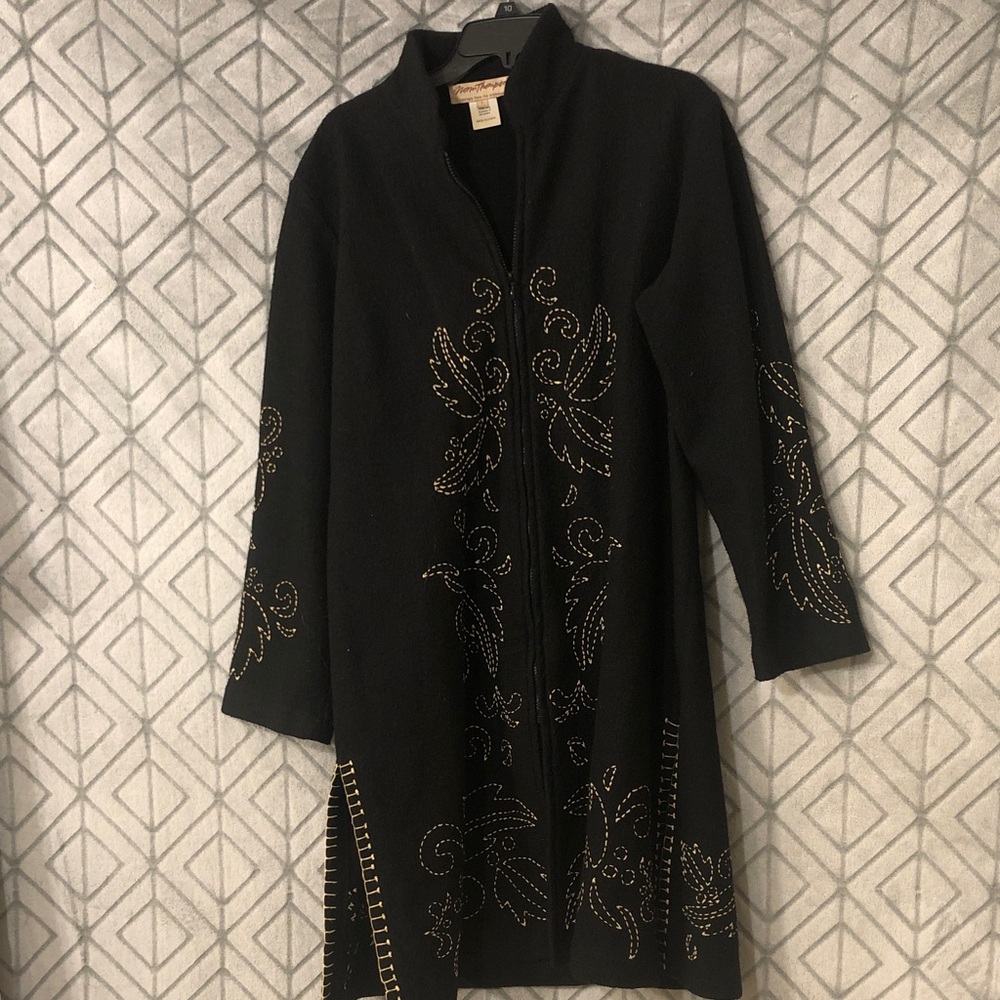 Norm Thompson women Long wool Black Coat Gold Embroidered embellishment, s-slits